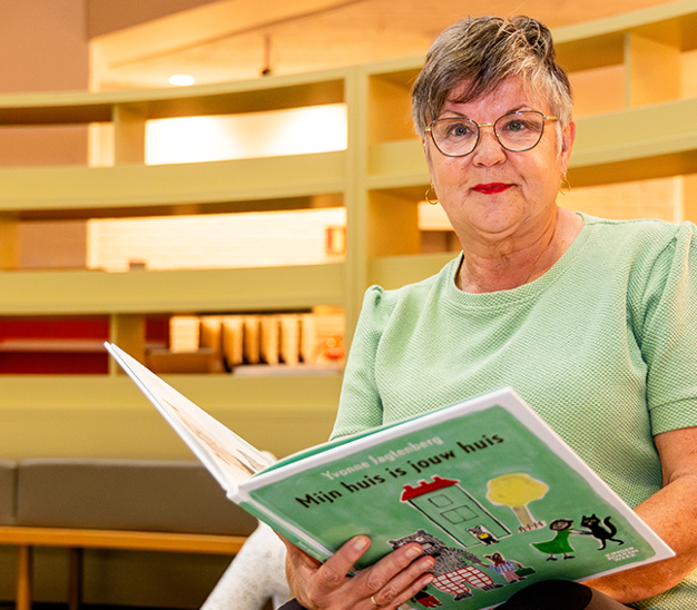 Annelies werkt bij de VoorleesExpress