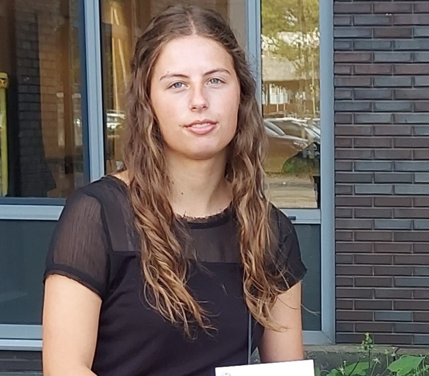 Sam is stagiair bij het team Kind en Jeugd